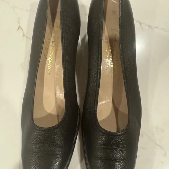 Salvatore Ferragamo Black Leather wedge heel size 10B - Picture 2 of 6